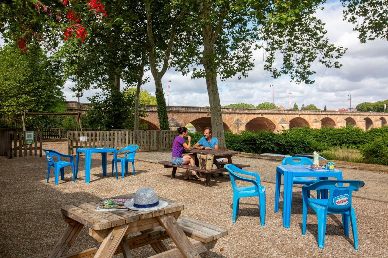 Camping De Nevers Extérieur photo