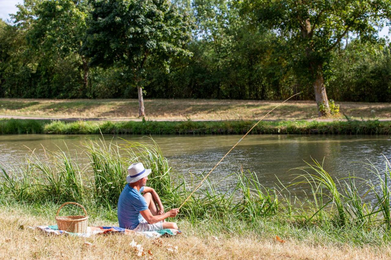 Camping De Nevers Extérieur photo